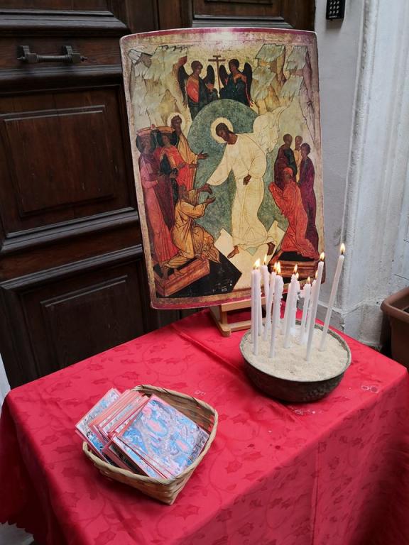 19. April - Ostern in den Ländern orthodoxer Tradition. In der Mensa von Sant'Egidio wird ein Zeichen für das Fest gesetzt